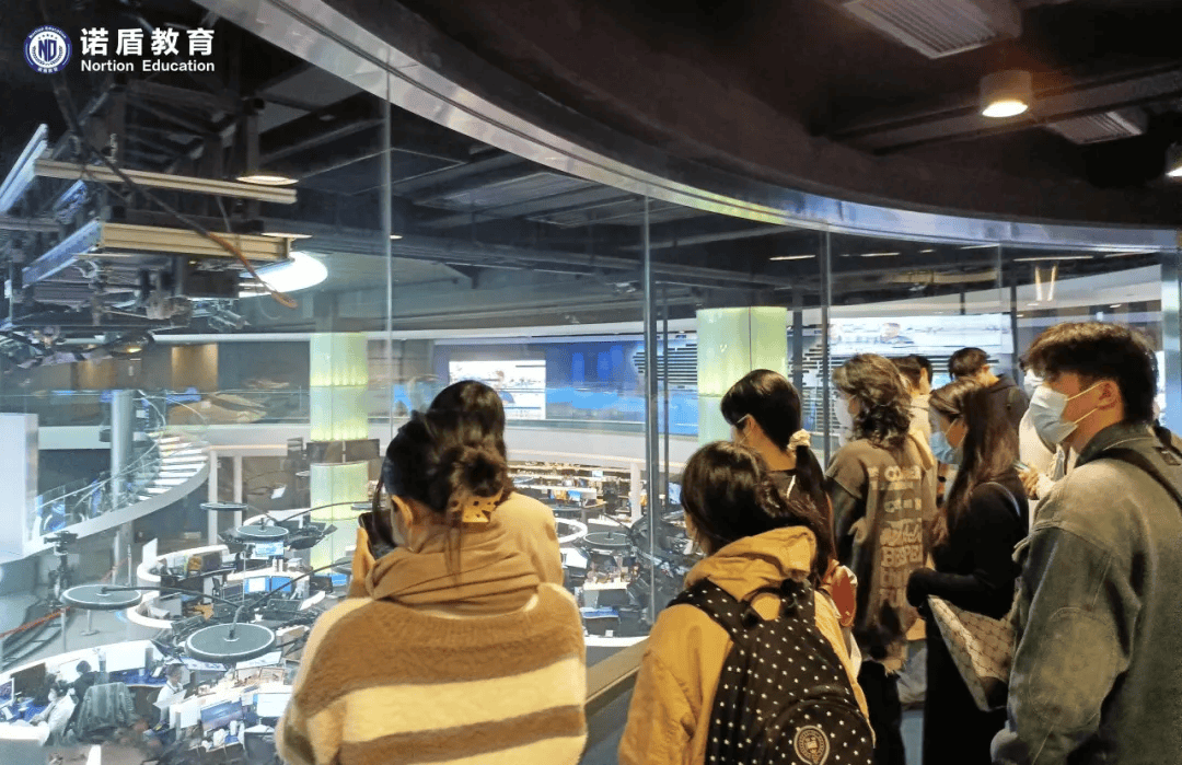 诺盾教育 | 凤凰卫视香港总部之旅,了解主播镜头后的传媒世界!