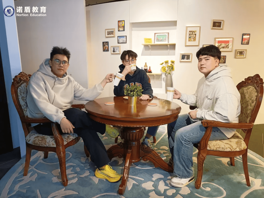 诺盾教育 | 凤凰卫视香港总部之旅,了解主播镜头后的传媒世界!